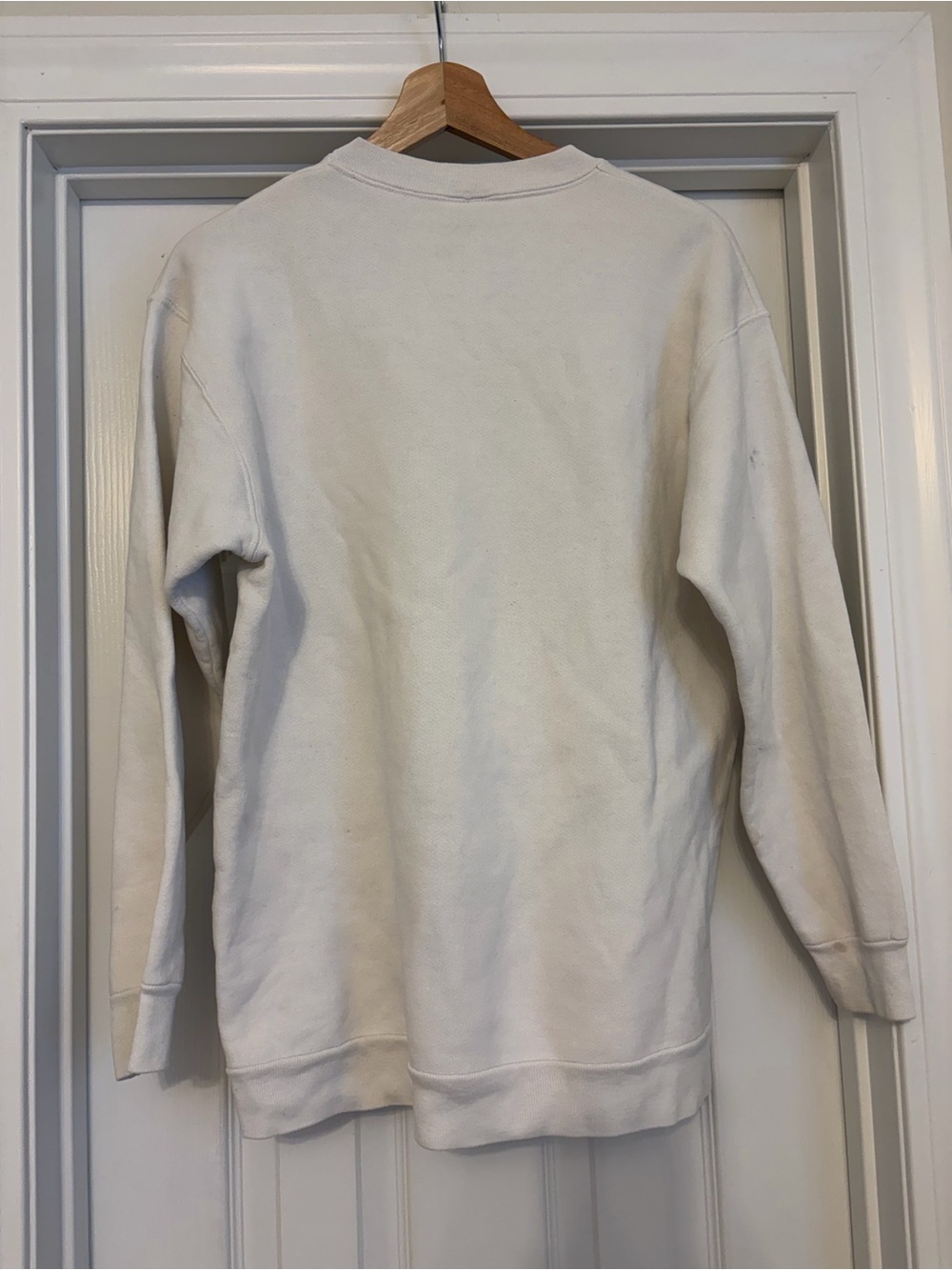Nike Air VINTAGE White Crewneck Sweatshirt, Size Medium - Picture 2 of 7